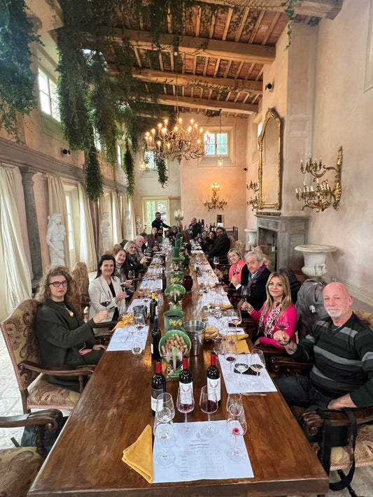 wine tasting with wine bloggers and journalists